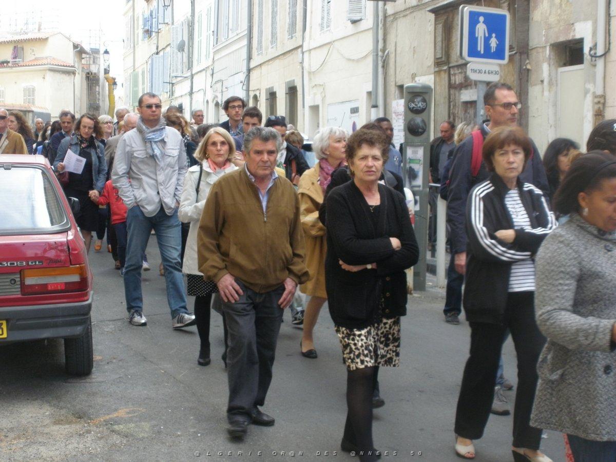 Chemin de Croix en l'eglise des Accoules et hors ses murs (26).JPG